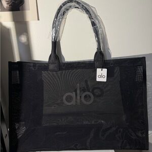 Alo Yoga Large Mesh Tote Bag in Black